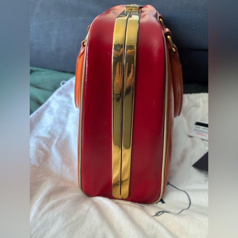 PRADA | RARE Limited Edition Papaya and Rosso Saffiano Vernice Pyramid Frame Bag - Picture 9 of 16